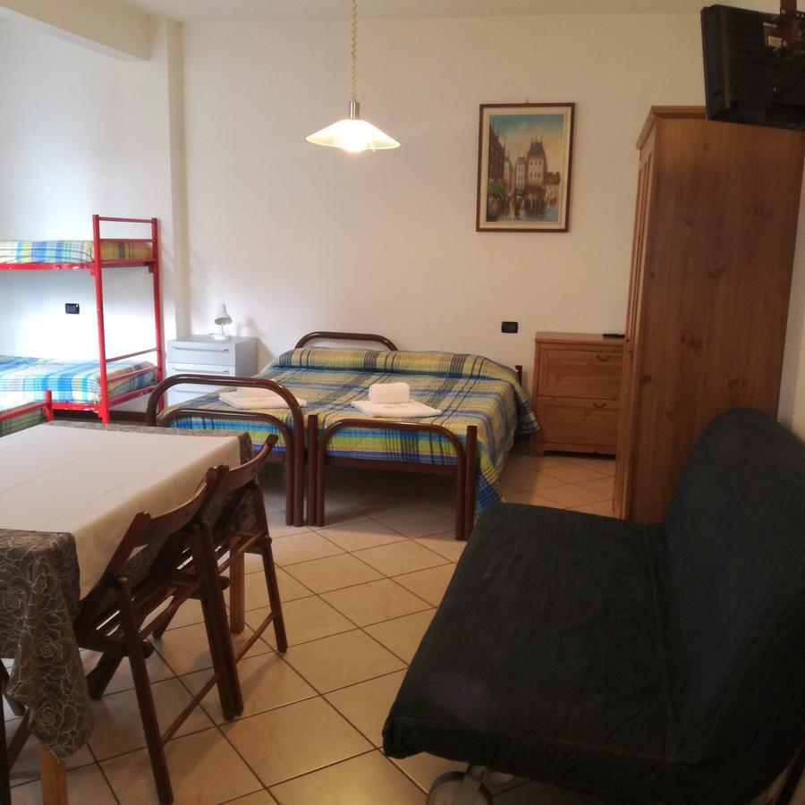 Appartamenti Angelo E Maria Lovere Eksteriør billede